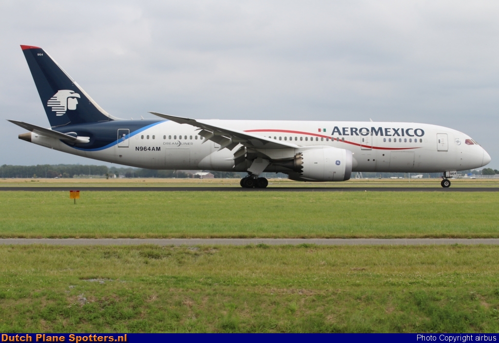 N964AM Boeing 787-8 Dreamliner Aeroméxico by airbus