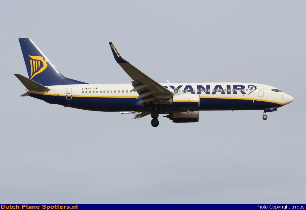 EI-EXE Boeing 737-800 Ryanair by airbus