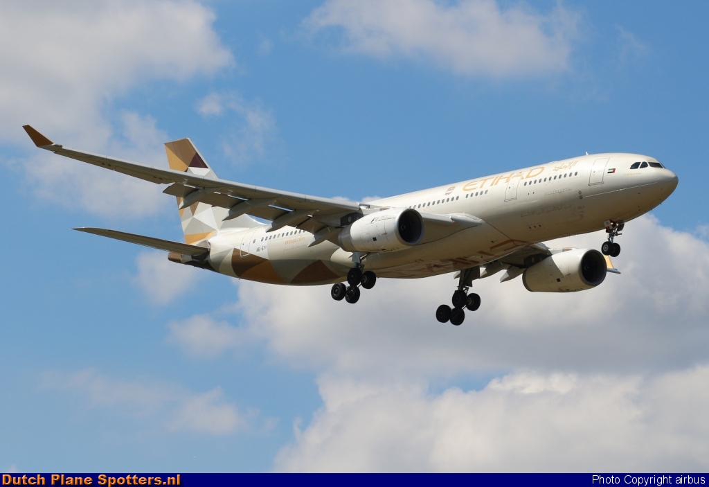 A6-EYI Airbus A330-200 Etihad by airbus