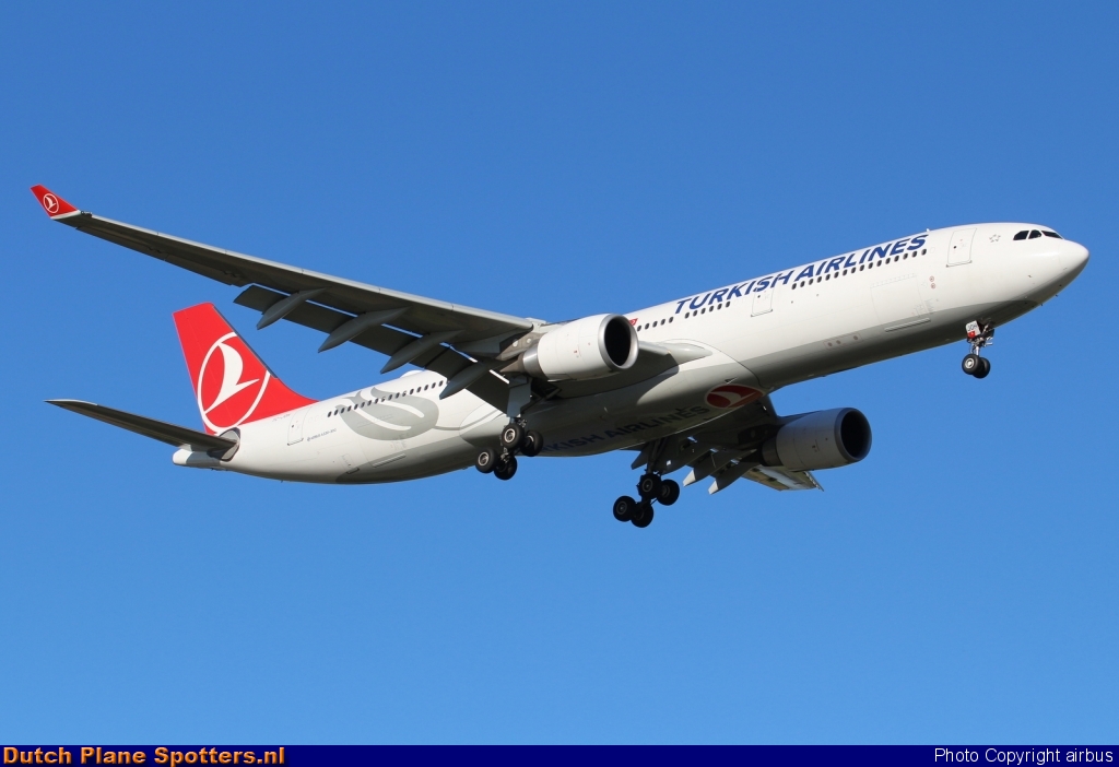 TC-JOH Airbus A330-300 Turkish Airlines by airbus