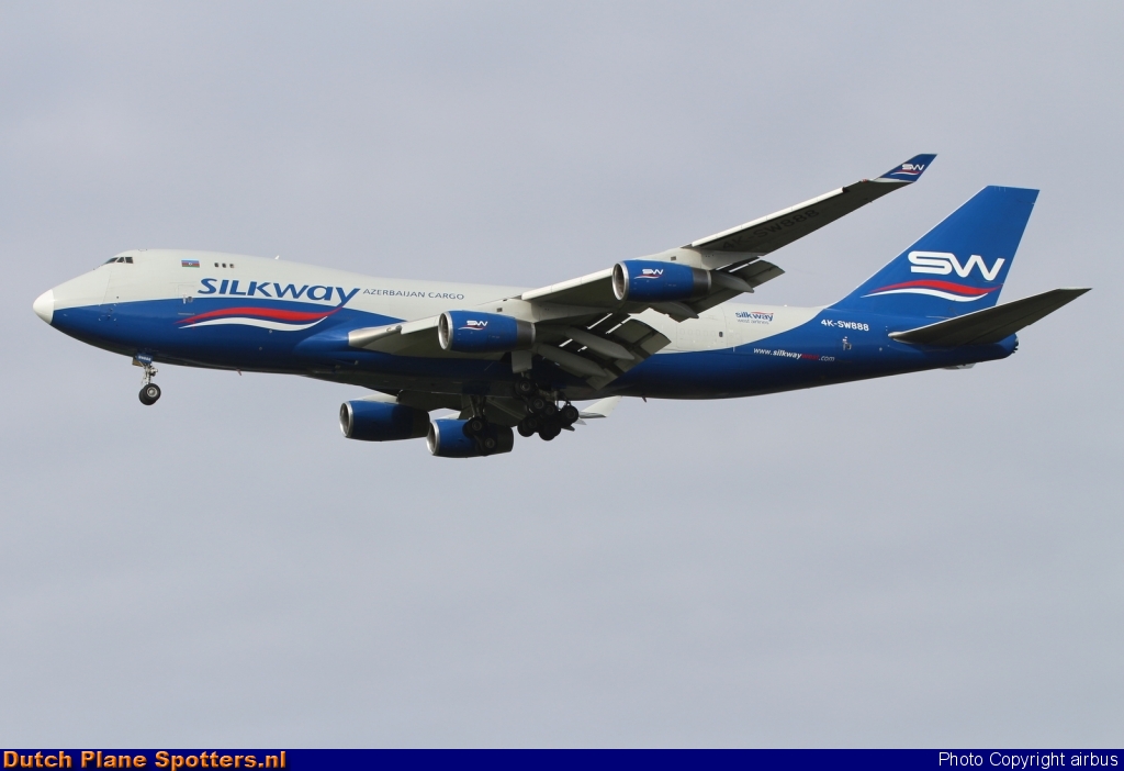4K-SW888 Boeing 747-400 Silk Way Airlines by airbus
