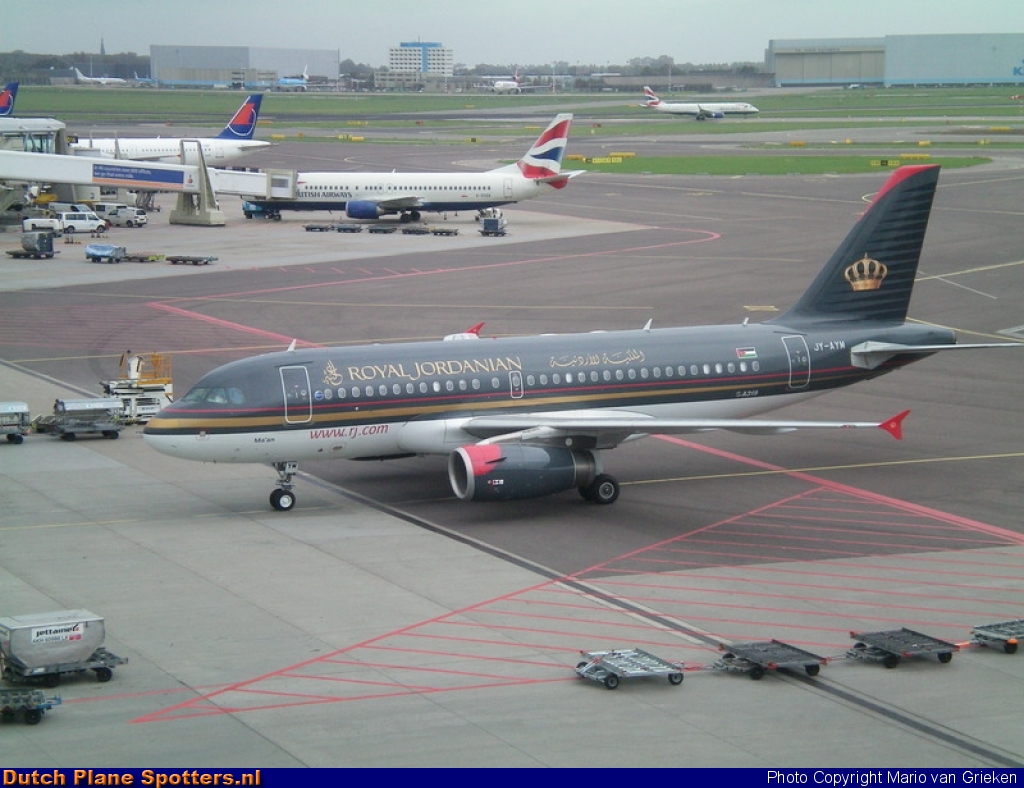 JY-AYM Airbus A319 Royal Jordanian Airlines by MariovG