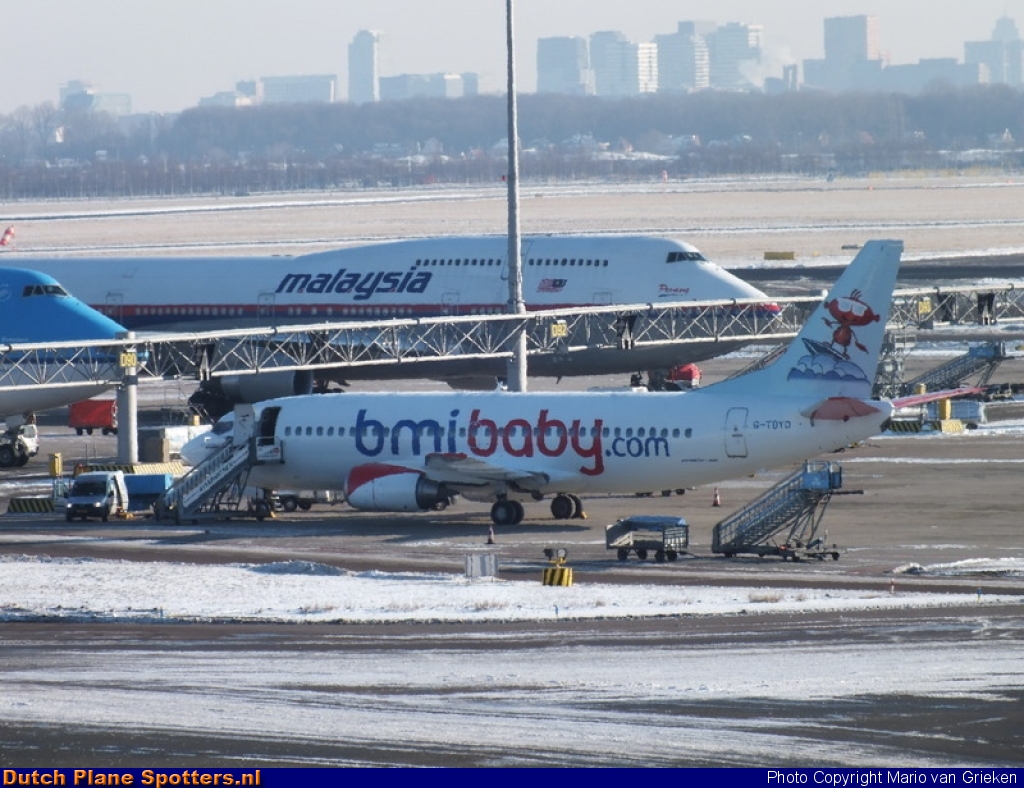 G-TOYD Boeing 737-300 BMI Baby by MariovG