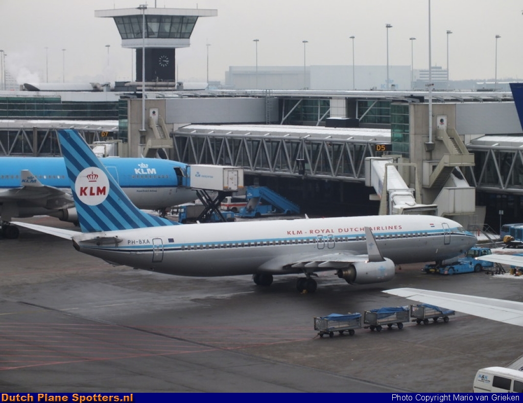 PH-BXA Boeing 737-800 KLM Royal Dutch Airlines by MariovG