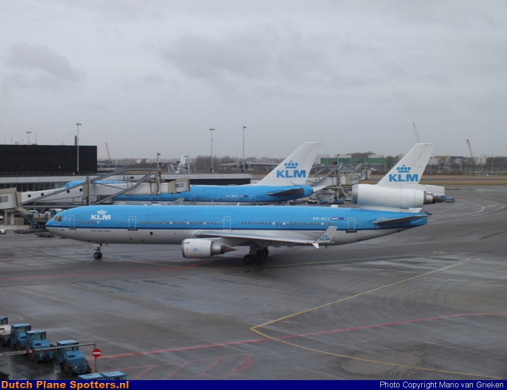 PH-KCI McDonnell Douglas MD-11 KLM Royal Dutch Airlines by MariovG