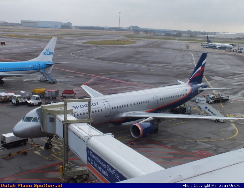 VP-BUM Airbus A321 Aeroflot - Russian Airlines by MariovG