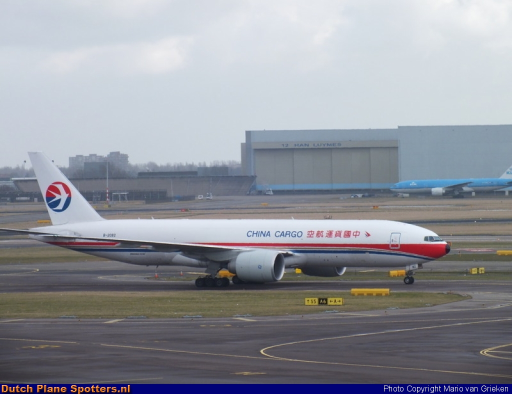 B-2082 Boeing 777-F China Cargo Airlines by MariovG