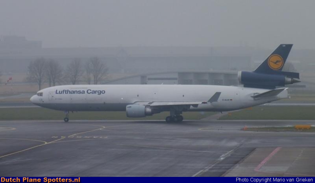 D-ALCR McDonnell Douglas MD-11 Lufthansa Cargo by MariovG