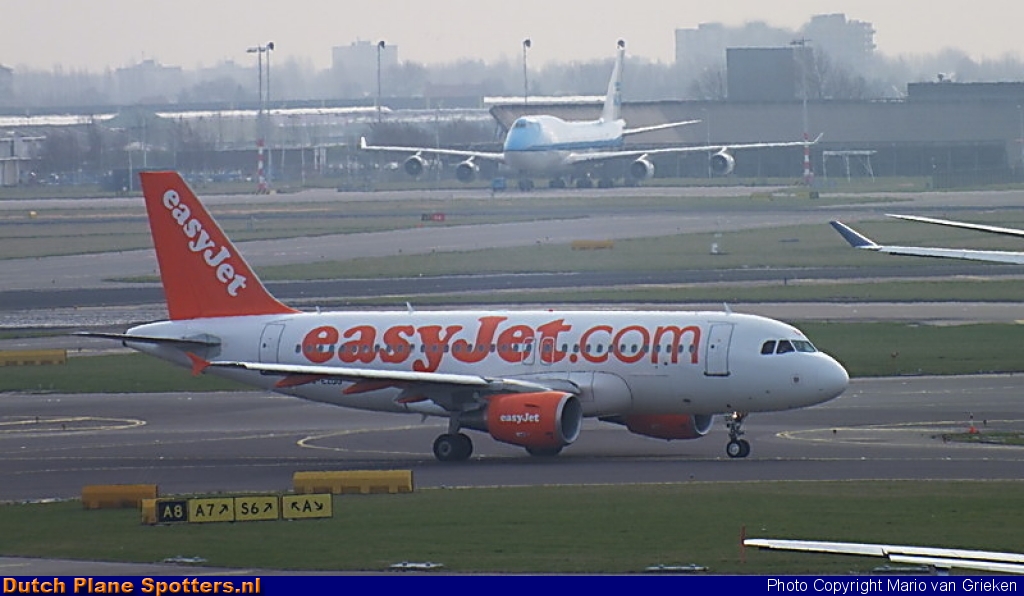 G-EZDO Airbus A319 easyJet by MariovG