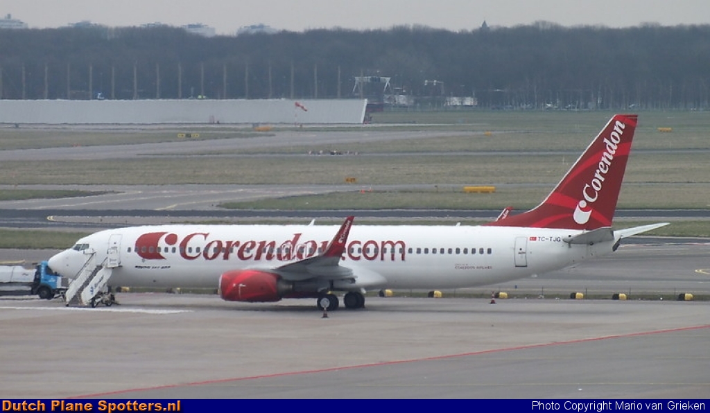TC-TJG Boeing 737-800 Corendon Airlines by MariovG