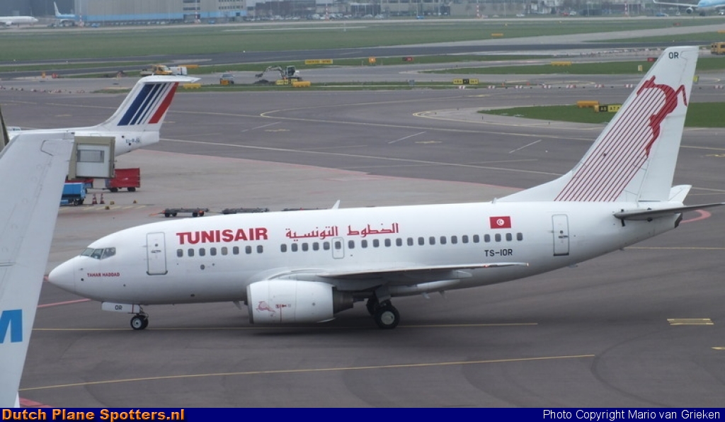 TS-IOR Boeing 737-600 Tunisair by MariovG