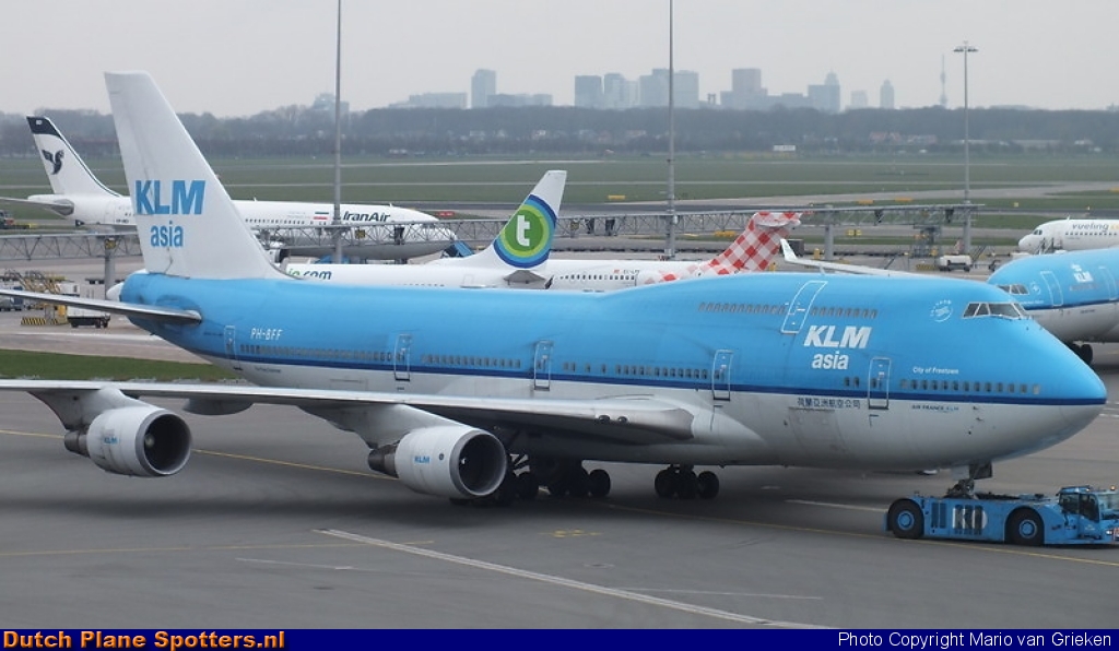PH-BFF Boeing 747-400 KLM Asia by MariovG