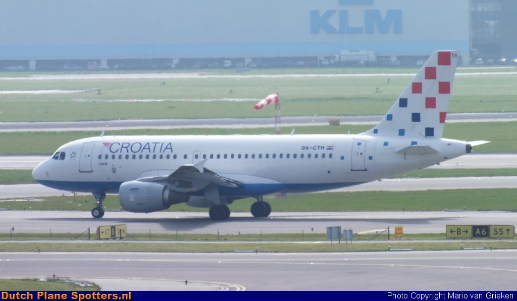 9A-CTH Airbus A319 Croatia Airlines by MariovG