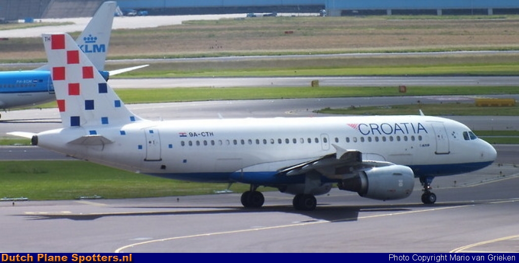 9A-CTH Airbus A319 Croatia Airlines by MariovG