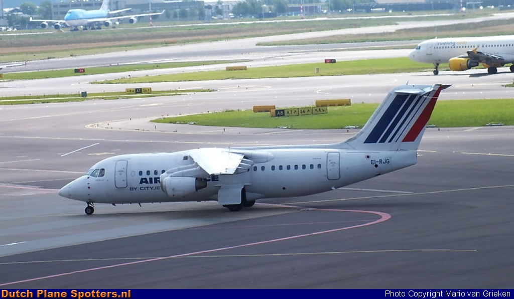 EI-RJG BAe 146 Cityjet (Air France) by MariovG