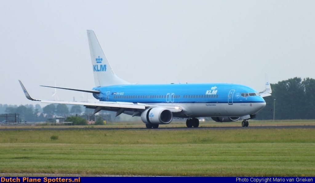 PH-BXE Boeing 737-800 KLM Royal Dutch Airlines by MariovG