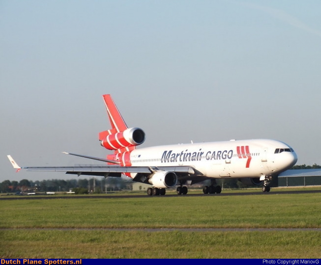 PH-MCP McDonnell Douglas MD-11 Martinair Cargo by MariovG