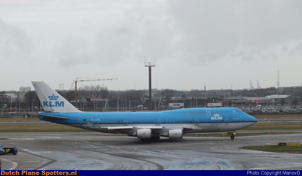PH-BFW Boeing 747-400 KLM Royal Dutch Airlines by MariovG