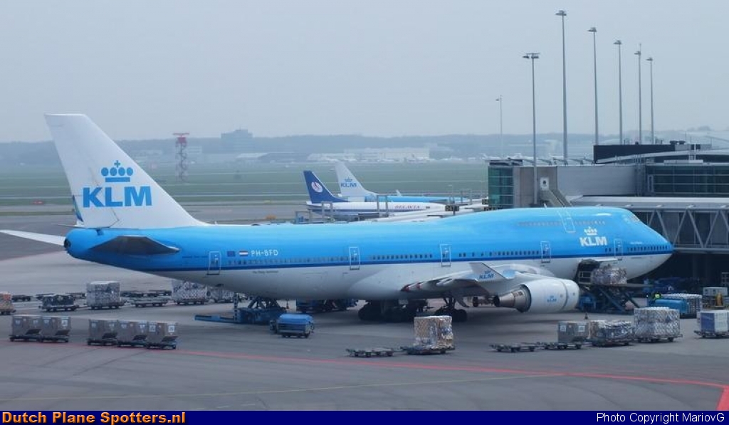 PH-BFD Boeing 747-400 KLM Royal Dutch Airlines by MariovG