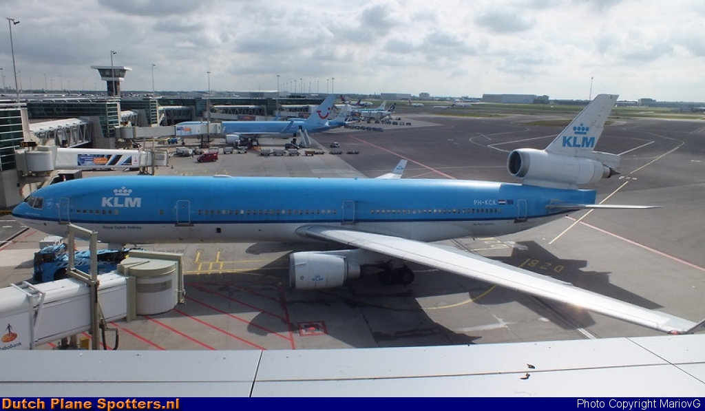 PH-KCK McDonnell Douglas MD-11 KLM Royal Dutch Airlines by MariovG