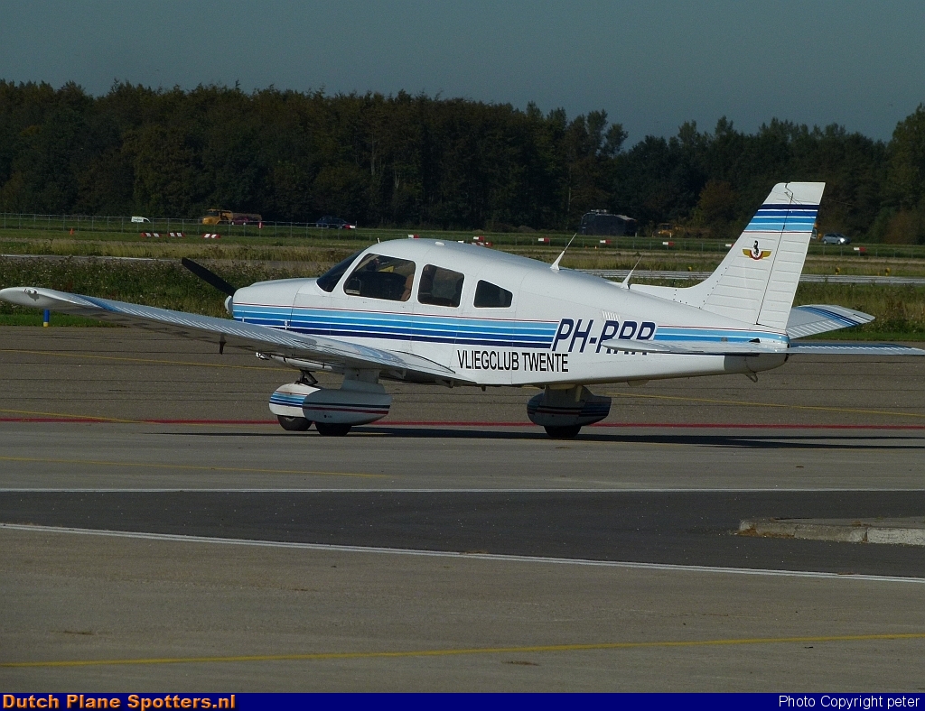 PH-RRR Piper PA-28 Archer II Vliegclub Twente by peter