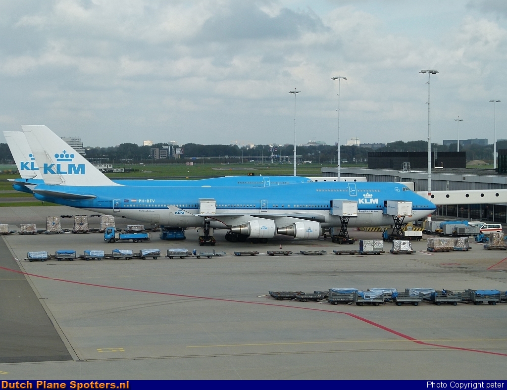 PH-BFV Boeing 747-400 KLM Royal Dutch Airlines by peter