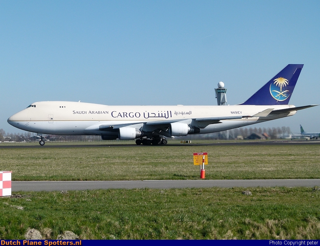 N49IEV Boeing 747-400 Evergreen International Airlines (Saudi Arabian Cargo) by peter