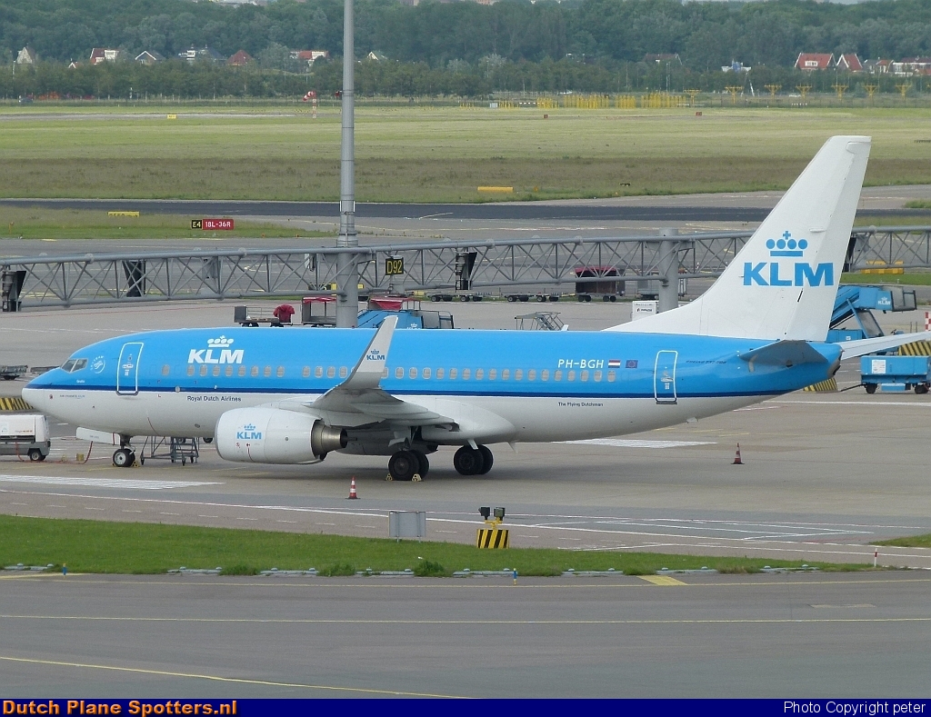 PH-BGH Boeing 737-700 KLM Royal Dutch Airlines by peter