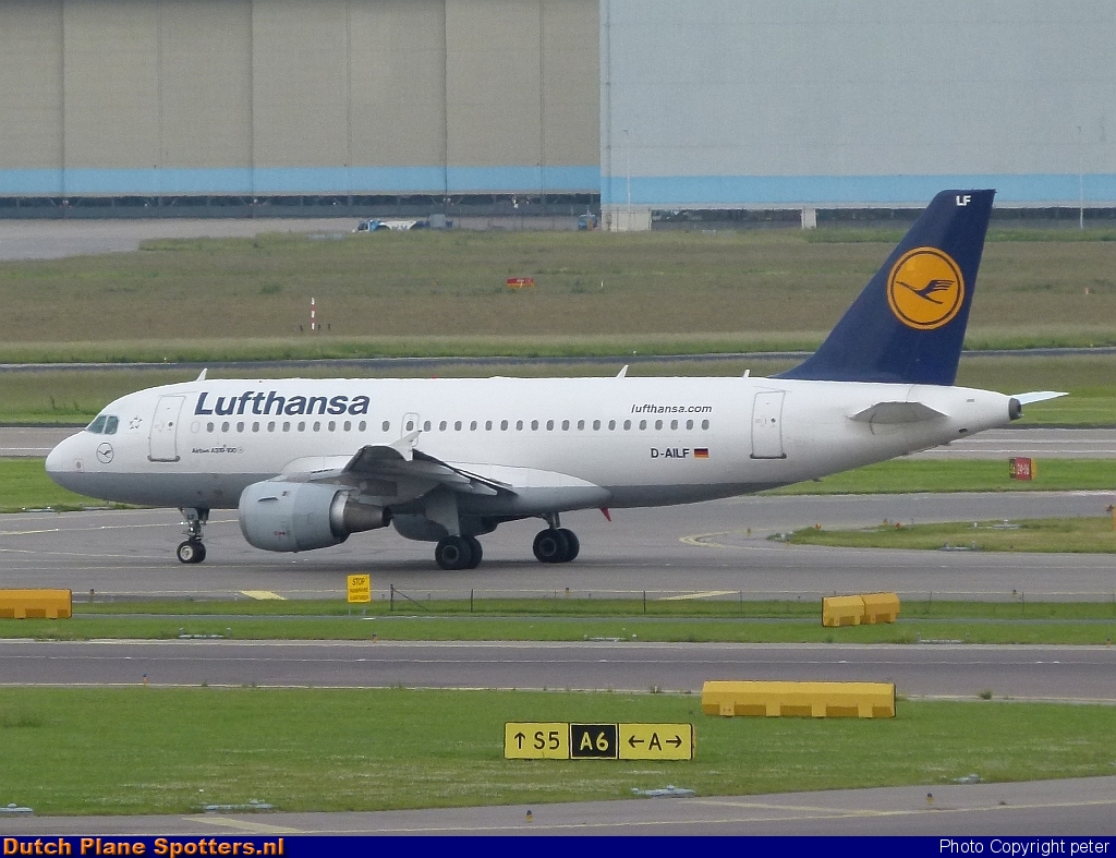 D-AILF Airbus A319 Lufthansa by peter