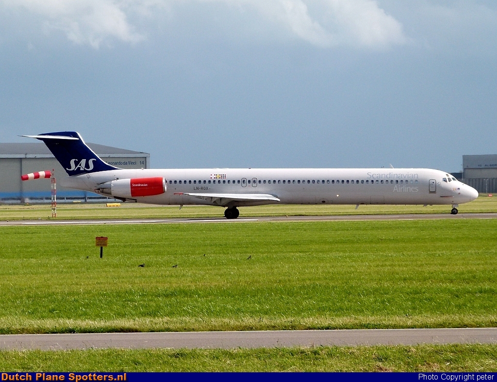 LN-ROX McDonnell Douglas MD-82 SAS Scandinavian Airlines by peter