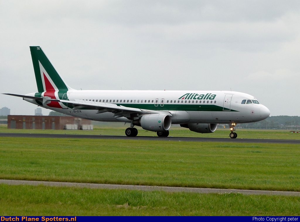 EI-DTK Airbus A320 Alitalia by peter