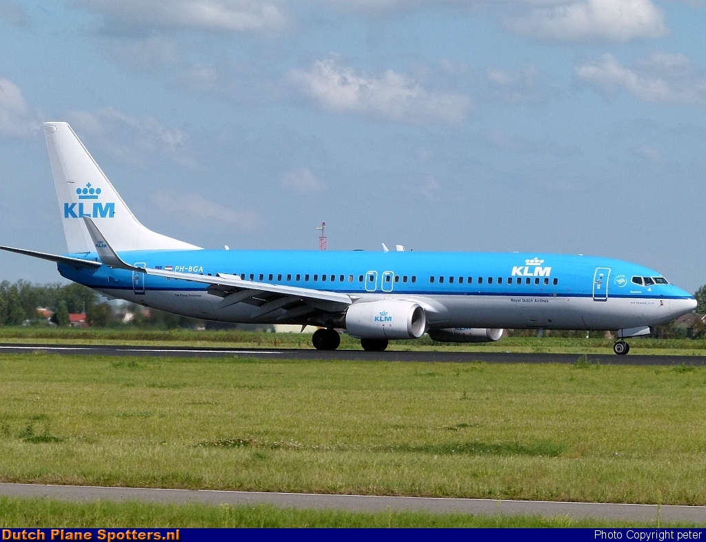 PH-BGA Boeing 737-800 KLM Royal Dutch Airlines by peter