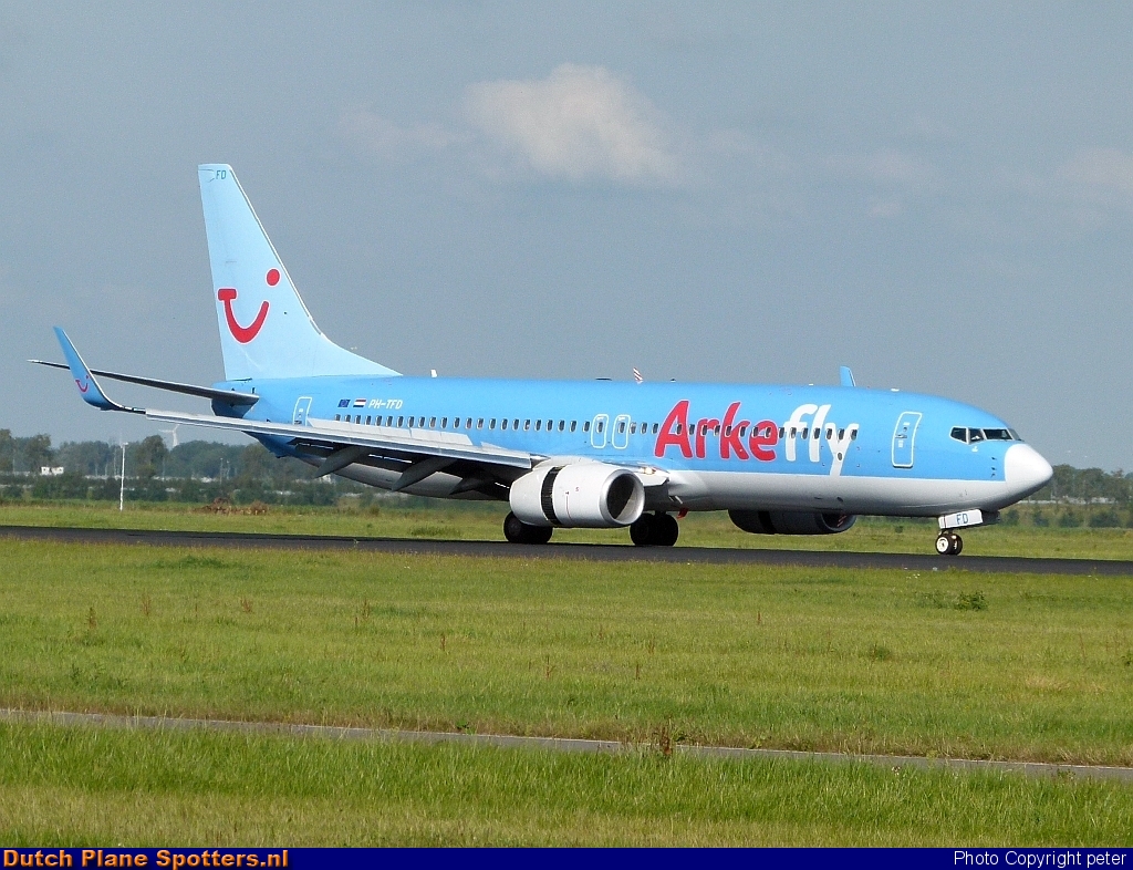 PH-TFD Boeing 737-800 ArkeFly by peter