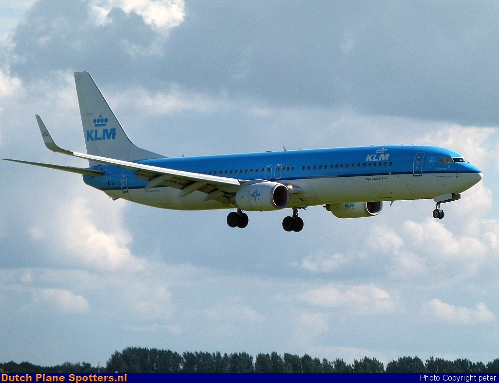 PH-BXP Boeing 737-900 KLM Royal Dutch Airlines by peter