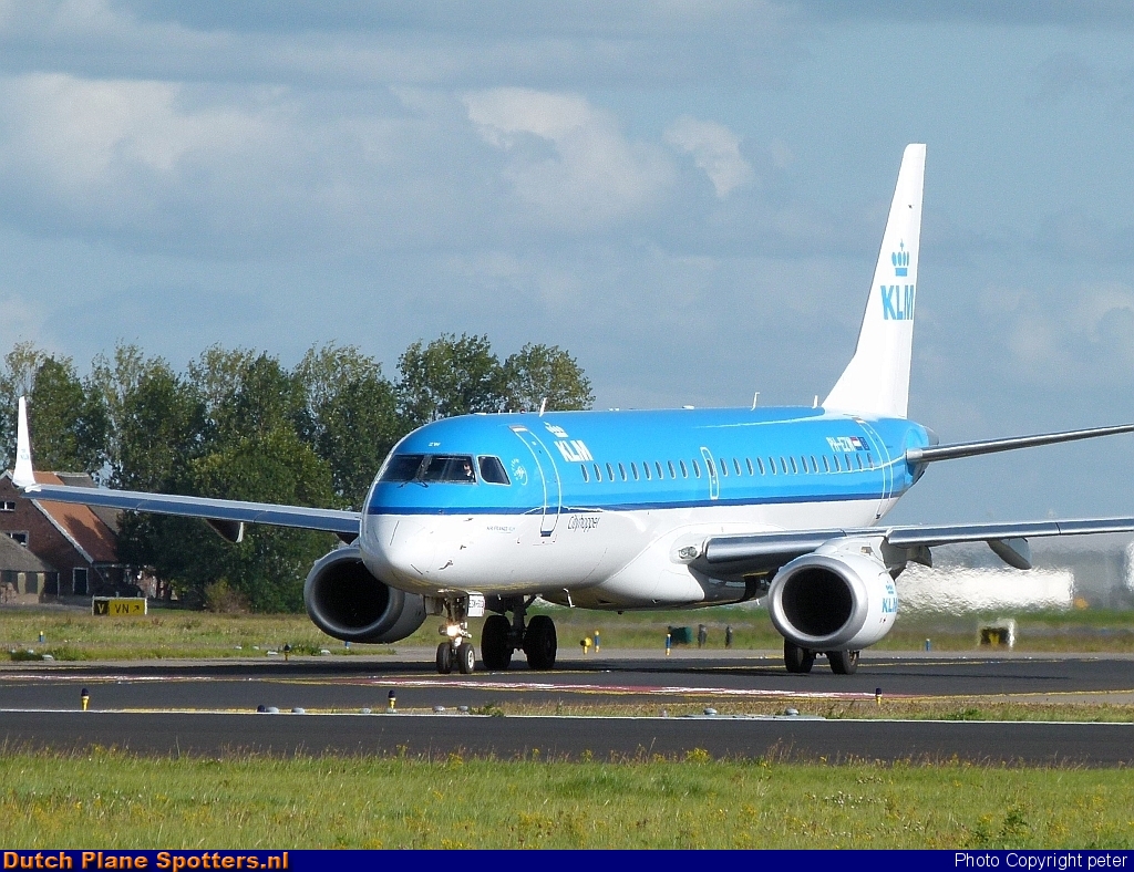 PH-EZW Embraer 190 KLM Cityhopper by peter