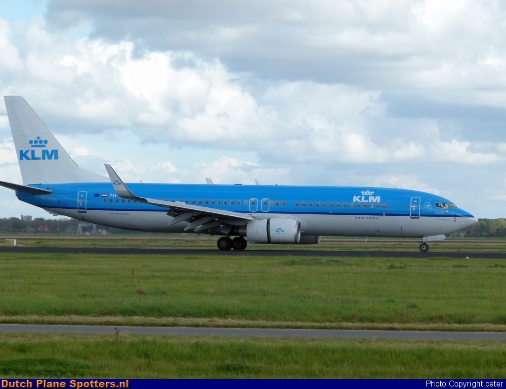PH-BXU Boeing 737-800 KLM Royal Dutch Airlines by peter