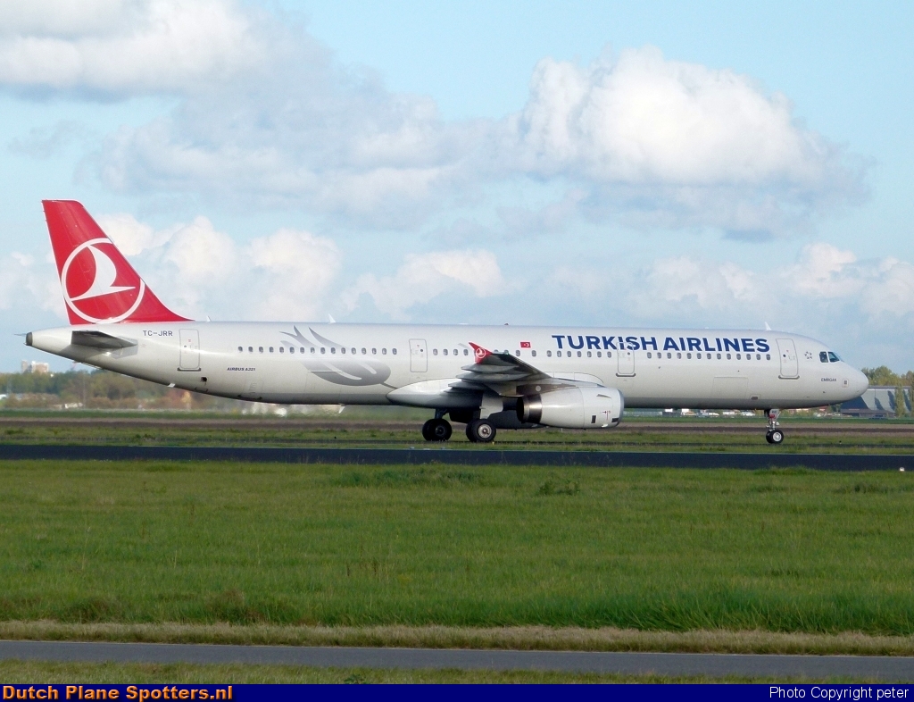 TC-JRR Airbus A321 Turkish Airlines by peter