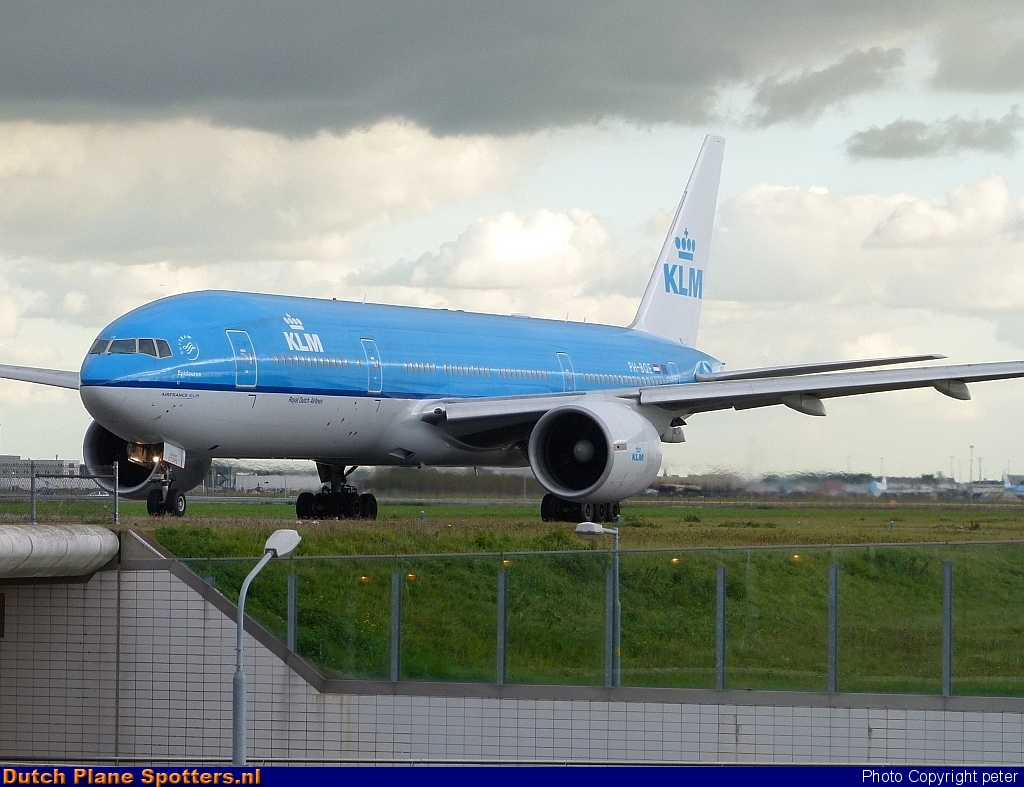 PH-BQE Boeing 777-200 KLM Royal Dutch Airlines by peter