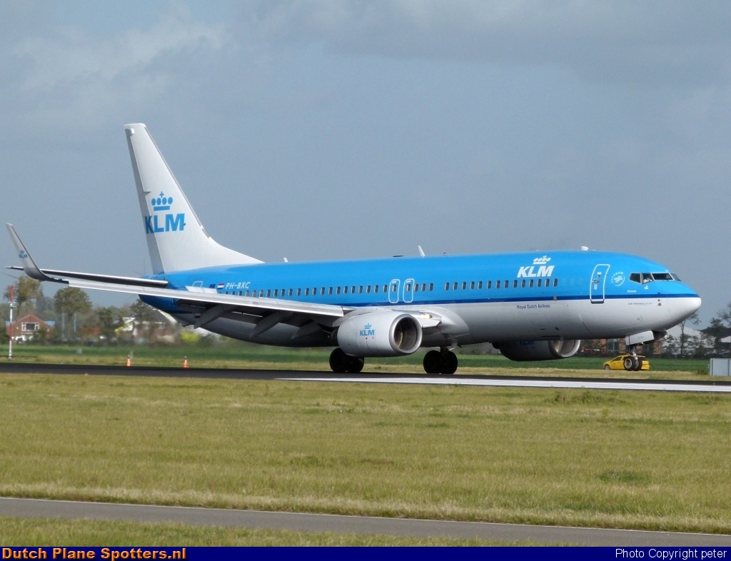 PH-BXC Boeing 737-800 KLM Royal Dutch Airlines by peter