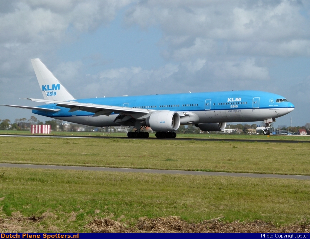 PH-BQM Boeing 777-200 KLM Asia by peter