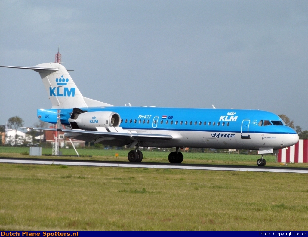 PH-KZT Fokker 70 KLM Cityhopper by peter