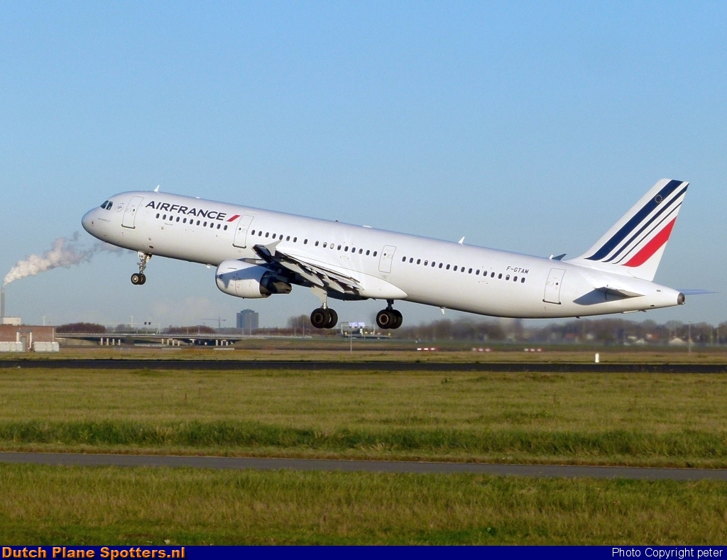 F-GTAM Airbus A321 Air France by peter