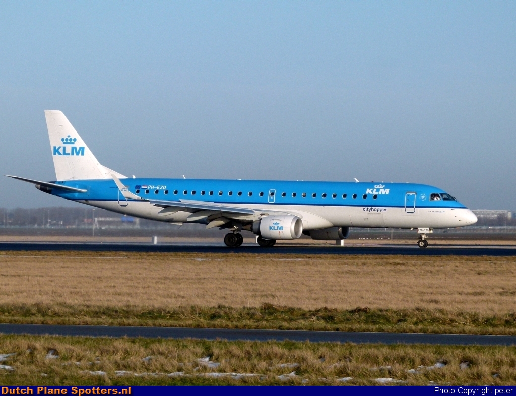 PH-EZD Embraer 190 KLM Cityhopper by peter
