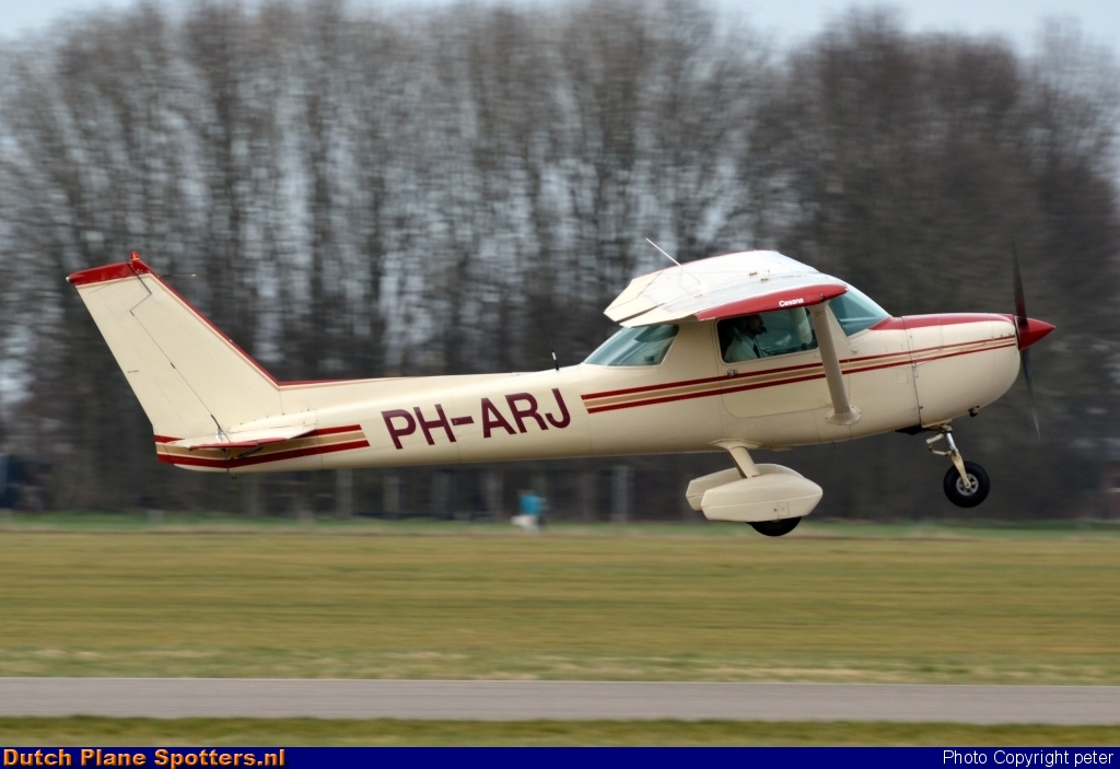 PH-ARJ Cessna 150 Private by peter