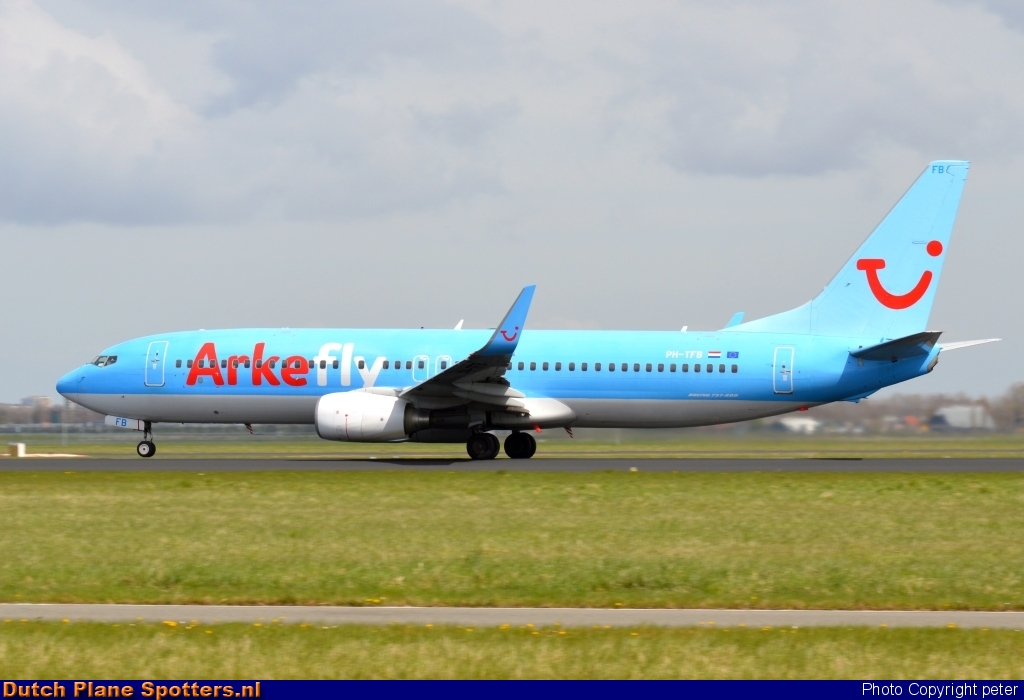 PH-TFB Boeing 737-800 ArkeFly by peter