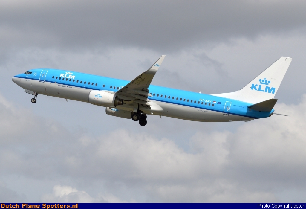 PH-BXV Boeing 737-800 KLM Royal Dutch Airlines by peter