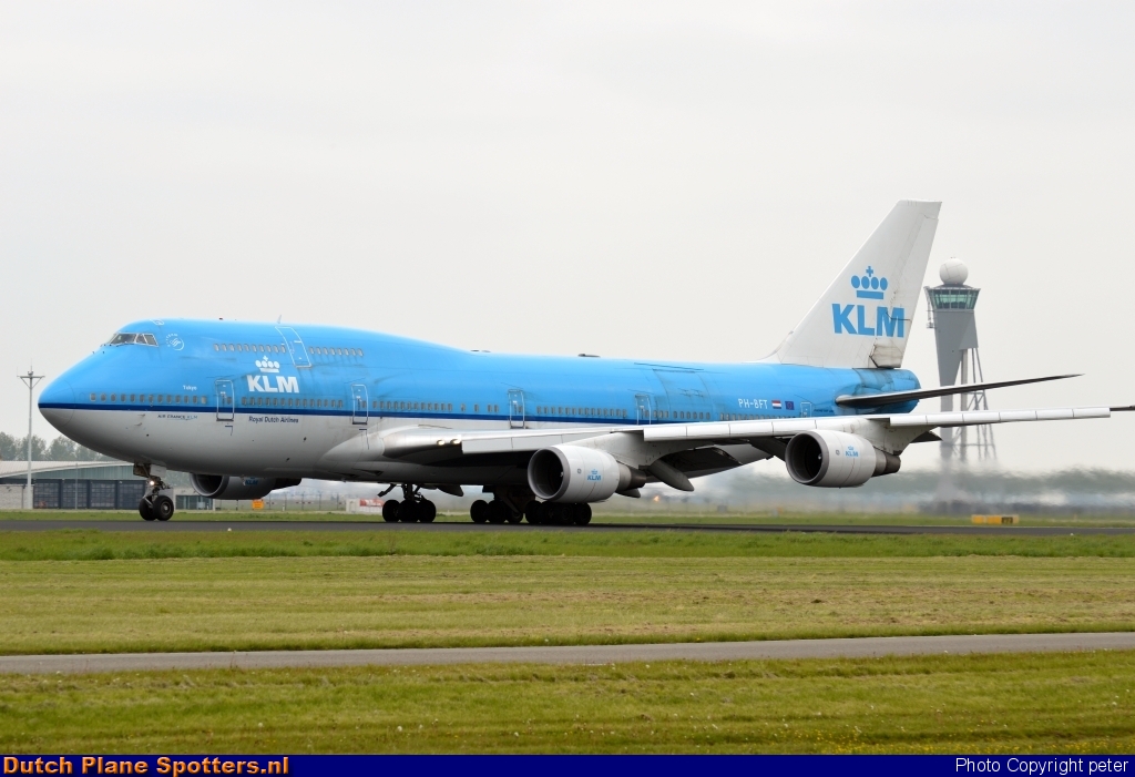 PH-BFT Boeing 747-400 KLM Royal Dutch Airlines by peter