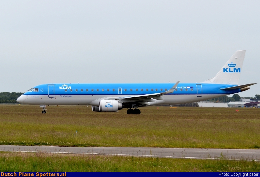 PH-EZW Embraer 190 KLM Cityhopper by peter