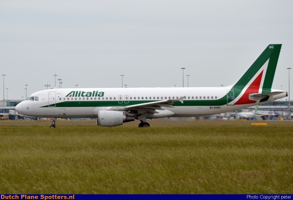 EI-DSG Airbus A320 Alitalia by peter