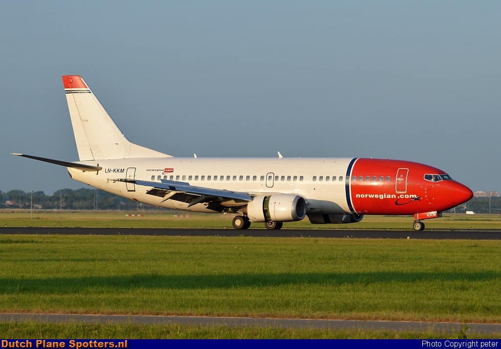 LN-KKM Boeing 737-300 Norwegian Air Shuttle by peter